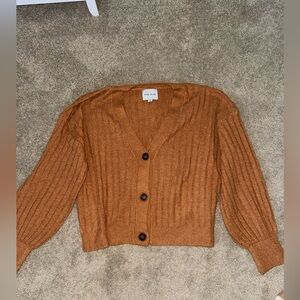 Women’s cropped sweater